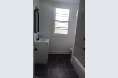 588 Bergen St #1, Newark, NJ 07108 - Photo 7