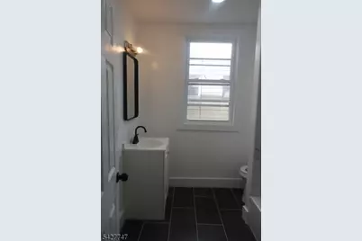588 Bergen St #1, Newark, NJ 07108 - Photo 5