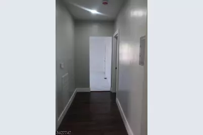 588 Bergen St #1, Newark, NJ 07108 - Photo 9