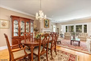 29 Schmidt Cir, Watchung, NJ 07069 - Photo 9