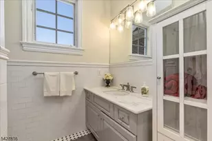 29 Schmidt Cir, Watchung, NJ 07069 - Photo 17