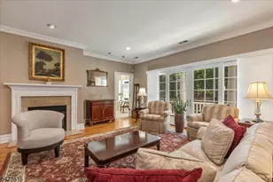 29 Schmidt Cir, Watchung, NJ 07069 - Photo 7