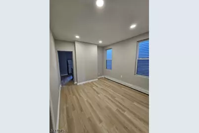 231 Clark Pl, Elizabeth, NJ 07206 - Photo 17