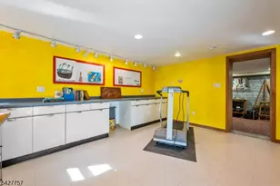 10 Woodmere Rd, West Caldwell, NJ 07006 - Photo 29
