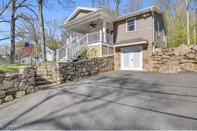 1 Pathfinder Trl, Jefferson Township, NJ 07885 - Photo 21