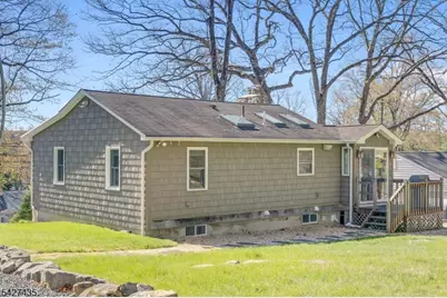 1 Pathfinder Trl, Jefferson Township, NJ 07885 - Photo 25