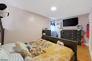 128 Carolina Ave, Newark, NJ 07106 - Photo 7