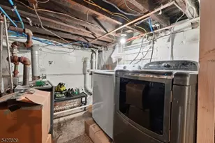 128 Carolina Ave, Newark, NJ 07106 - Photo 17