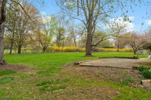 2 Rittenhouse Cir, Raritan Township, NJ 08822 - Photo 31