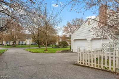 2 Rittenhouse Cir, Raritan Township, NJ 08822 - Photo 29