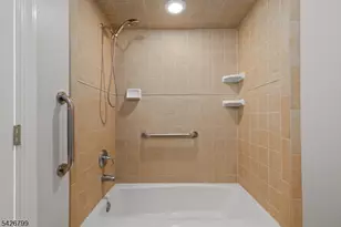 43 Manchester Ct, Kinnelon, NJ 07405 - Photo 21