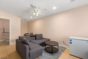 43 Manchester Ct, Kinnelon, NJ 07405 - Photo 23