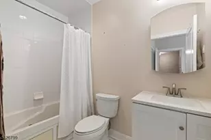 43 Manchester Ct, Kinnelon, NJ 07405 - Photo 19
