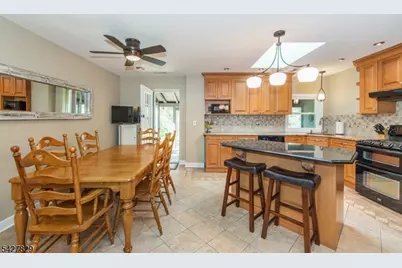 18 Stonewyck Dr, Hillsborough Township, NJ 08844 - Photo 19