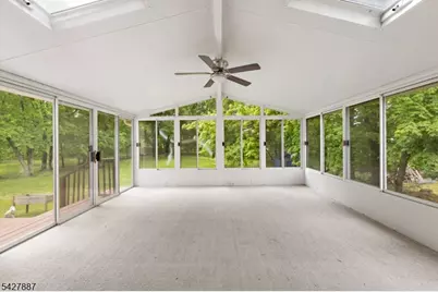 363 Vesta Ct, Ridgewood, NJ 07450 - Photo 9
