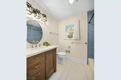 363 Vesta Ct, Ridgewood, NJ 07450 - Photo 13