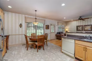 59 Spring Hill Cir, Wayne Twp., NJ 07470 - Photo 13