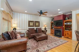 59 Spring Hill Cir, Wayne Twp., NJ 07470 - Photo 11