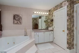 59 Spring Hill Cir, Wayne Twp., NJ 07470 - Photo 21