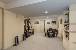 59 Spring Hill Cir, Wayne Twp., NJ 07470 - Photo 25