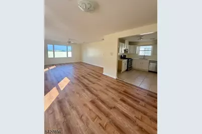 68 Port Ave, Elizabeth, NJ 07206 - Photo 3