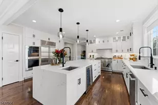 281 Beaufort Ave, Livingston, NJ 07039 - Photo 9