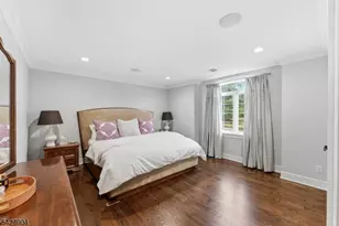 281 Beaufort Ave, Livingston, NJ 07039 - Photo 15