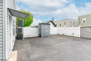 301 N 13th St, Newark, NJ 07107 - Photo 25