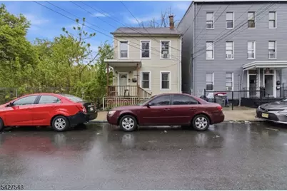 31 Hillman St, Paterson, NJ 07522 - Photo 1