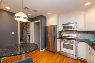 32 Yale St, Maplewood Twp., NJ 07040 - Photo 13