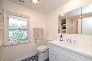 82 Oakland Rd, Maplewood, NJ 07040 - Photo 27
