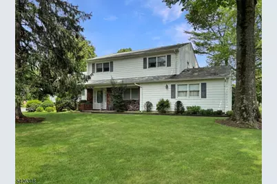 148 S Ridgedale Ave, East Hanover Township, NJ 07936 - Photo 1
