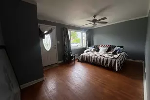 646 E 6th St, Plainfield, NJ 07060 - Photo 3