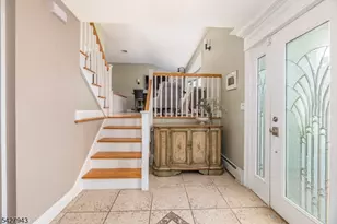 19 Harwood Pl, Wayne, NJ 07470 - Photo 5