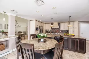19 Harwood Pl, Wayne, NJ 07470 - Photo 23
