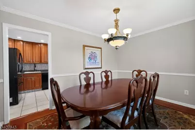 8 Lee Ct, Mount Olive, NJ 07836 - Photo 9
