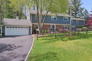 44 Londonderry Wy, Summit, NJ 07901 - Photo 1