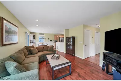 110 Connelly Ave, Mount Olive, NJ 07828 - Photo 9