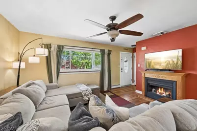 77 Brooklyn Rd, Stanhope, NJ 07874 - Photo 5