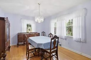 9 Henderson Hill Rd, Union Township, NJ 08827 - Photo 7