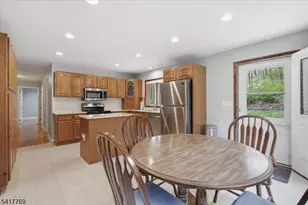 9 Henderson Hill Rd, Union Township, NJ 08827 - Photo 13