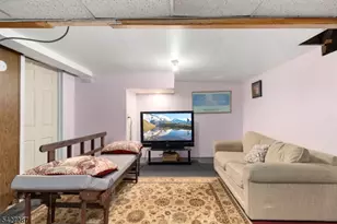 16 Summit Rd, Clifton, NJ 07012 - Photo 21