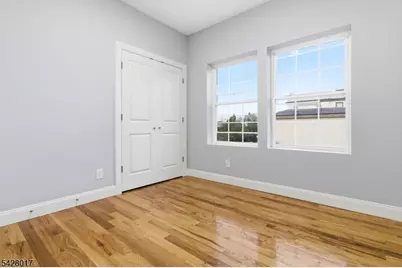 510 S 15th St, Newark, NJ 07103 - Photo 33