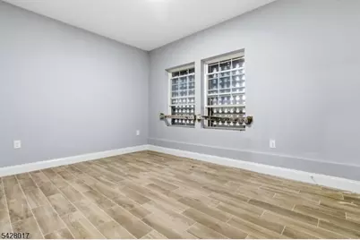 510 S 15th St, Newark, NJ 07103 - Photo 23