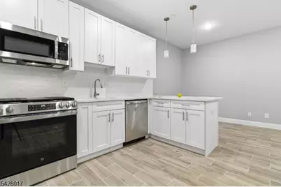 510 S 15th St, Newark, NJ 07103 - Photo 11