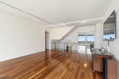 2 Horizon Road, Fort Lee, NJ 07024 - Photo 3