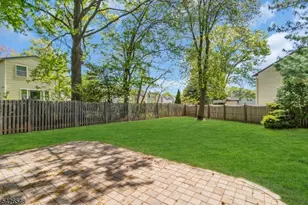 63 Ronald Terrace, Springfield, NJ 07081 - Photo 23