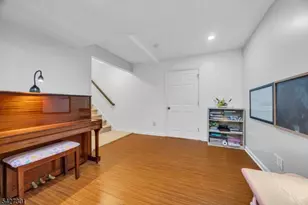 109 Bond St, Bridgewater, NJ 08807 - Photo 31