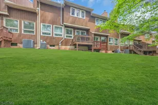 109 Bond St, Bridgewater, NJ 08807 - Photo 35