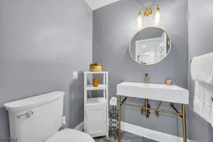 109 Bond St, Bridgewater, NJ 08807 - Photo 17